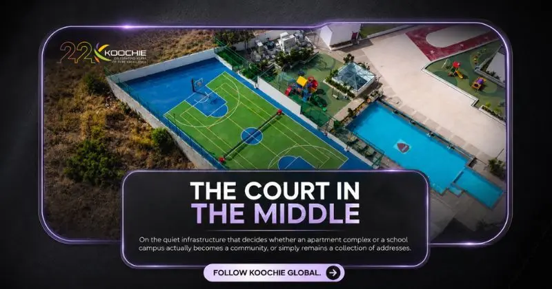 The Court in the Middle